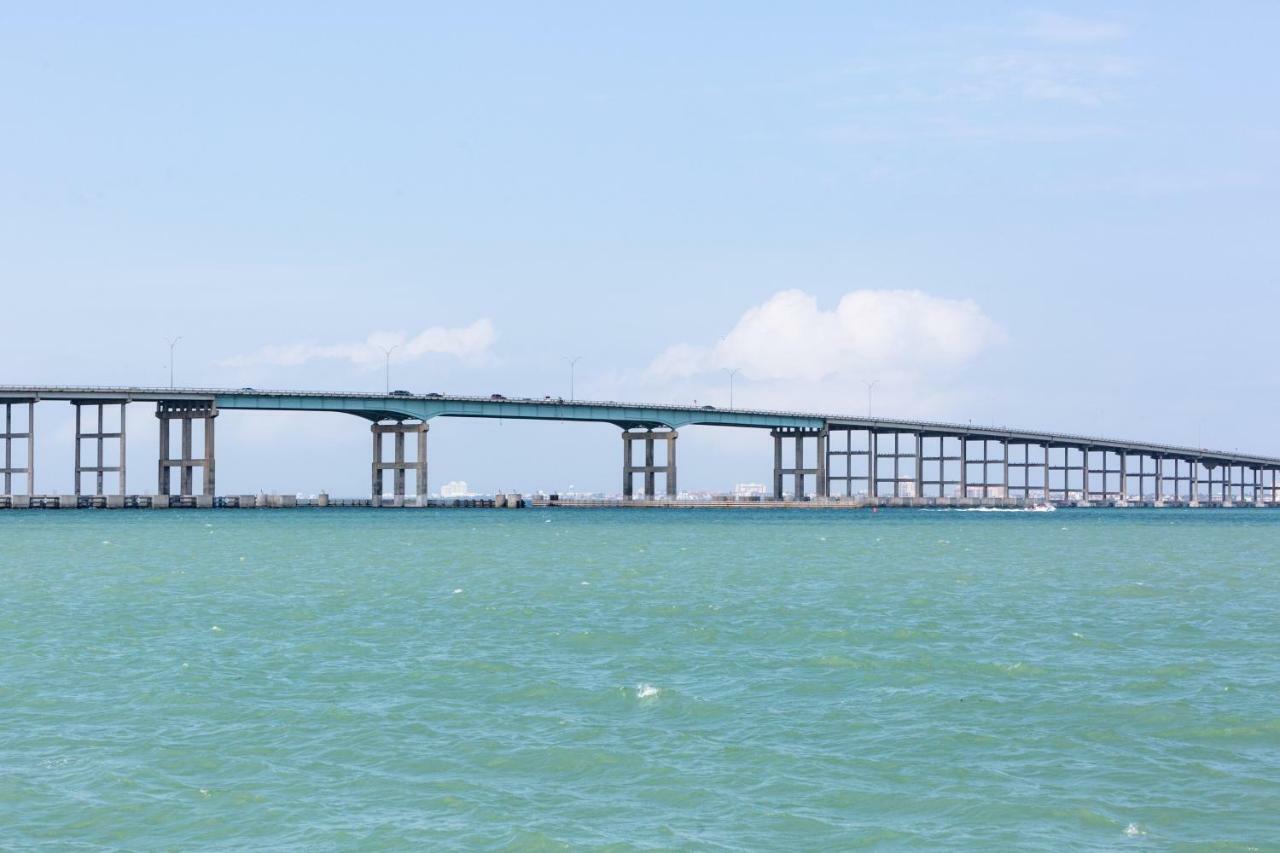 Campeche Cove #1 Hotel South Padre Island Exterior photo